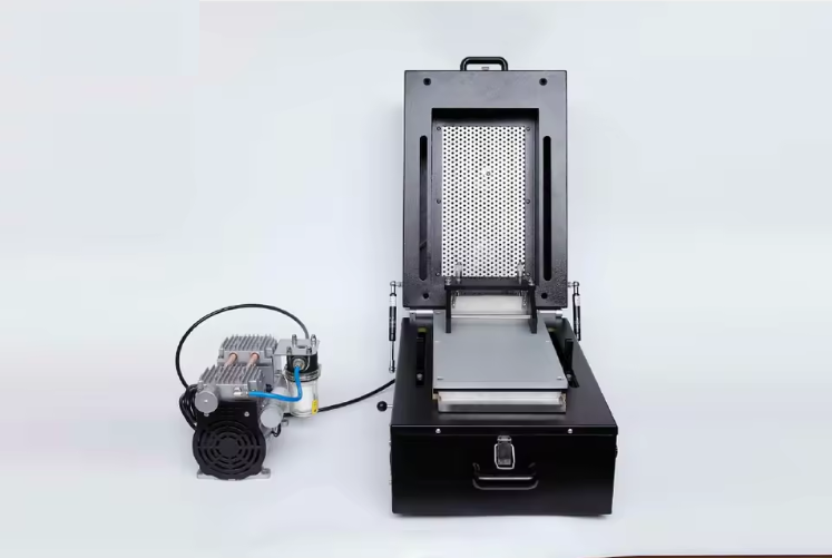 Desktop vacuum coating machine GN-VC25H with heat cover front view 250mm applicator and digital control panel